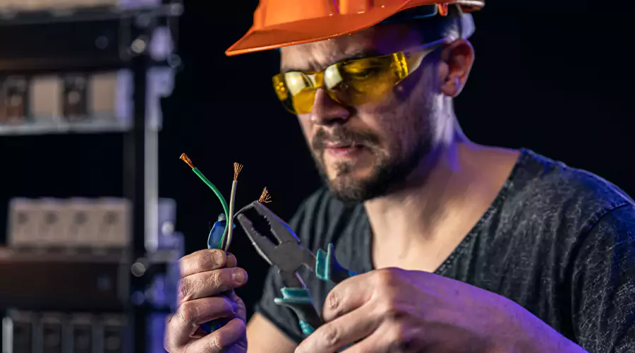 What to Do During an Electrical Emergency