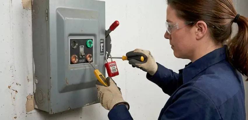 Motion Sensor Light Switch Replacement in Helena